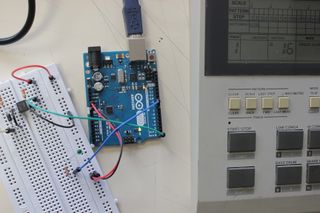 montage sur breadboard de l'entrée MIDI avec un 4N25]